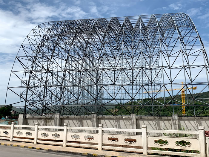 济南山寨矿储煤棚网架