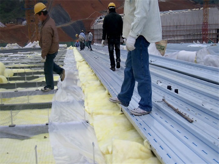 济南安吉县体育馆网架